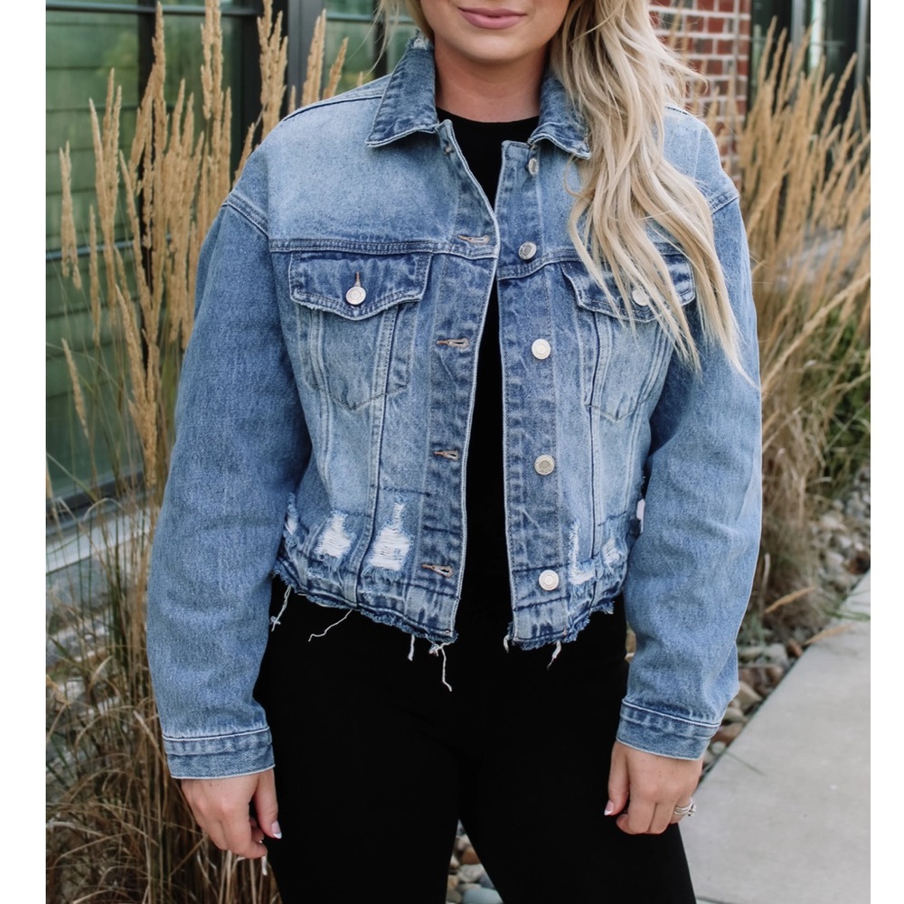 Vervet oversized distressed crop jean jacket